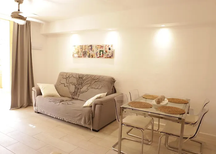 Daire Parque Santiago 3 Luxery Apartment, Playa Americas, Arona, Tenerife